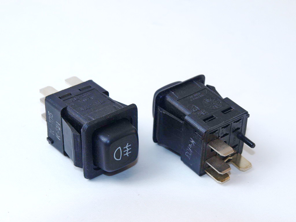 Кнопка выкл.задн.противотум.фары 3842.3710-02.04 "Авар" г.Псков