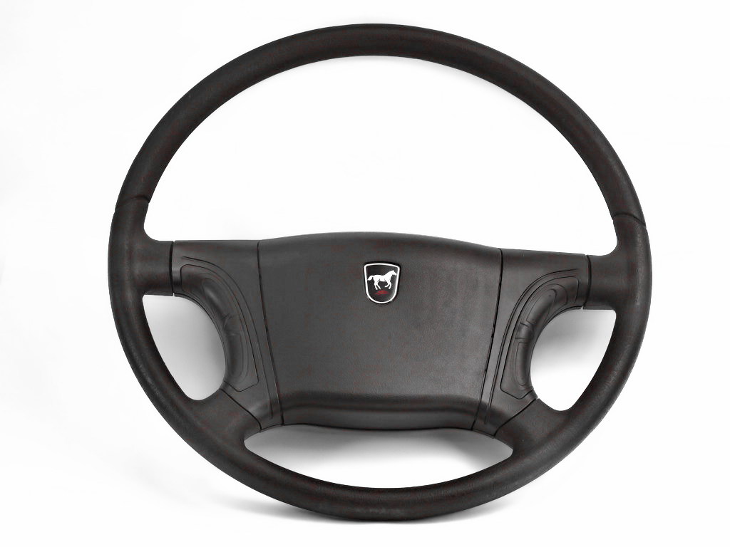 Колесо рулевое ЕВРО-2 (Магистраль) с бардачком ( г.Казань )